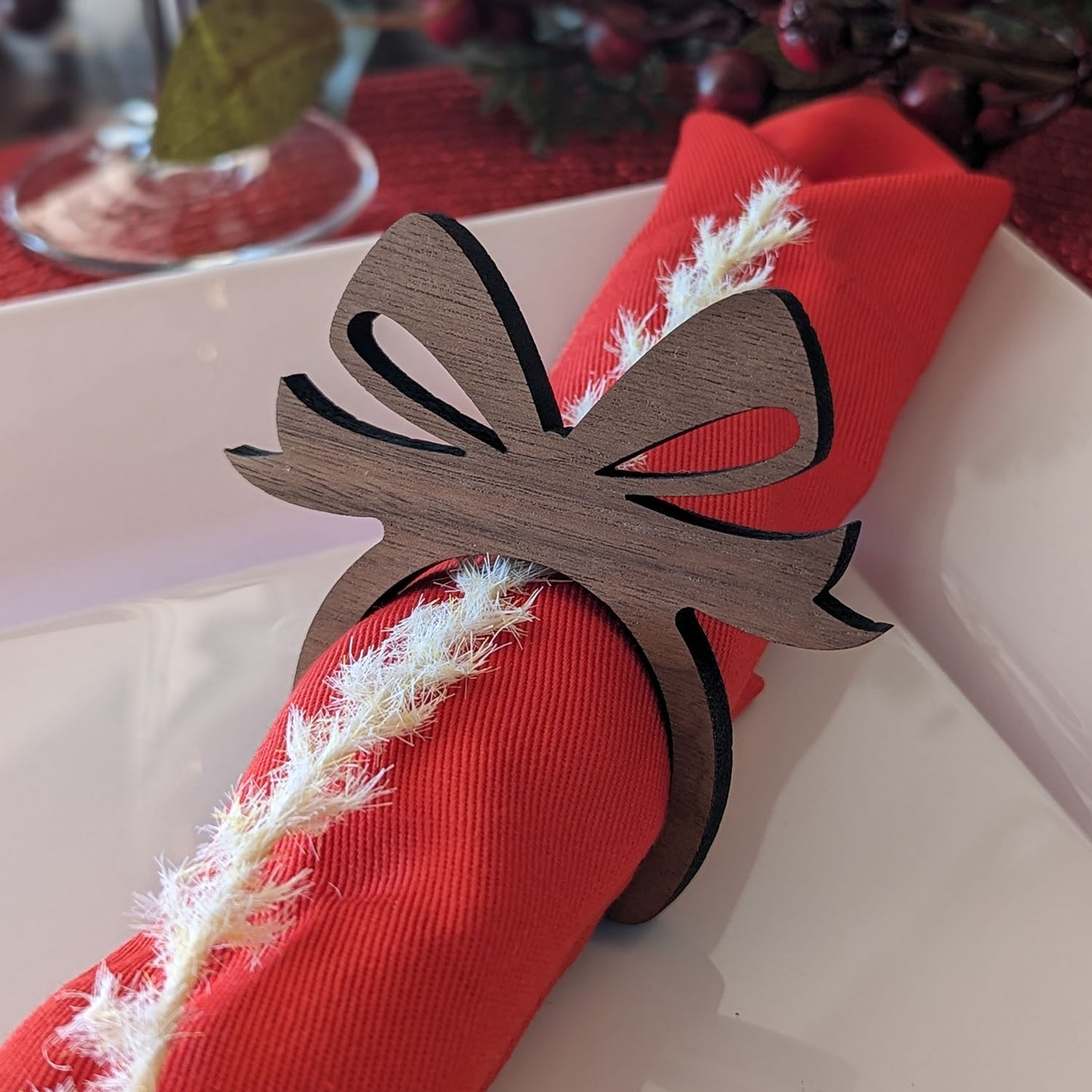 Walnut Gift Bow Napkin Ring